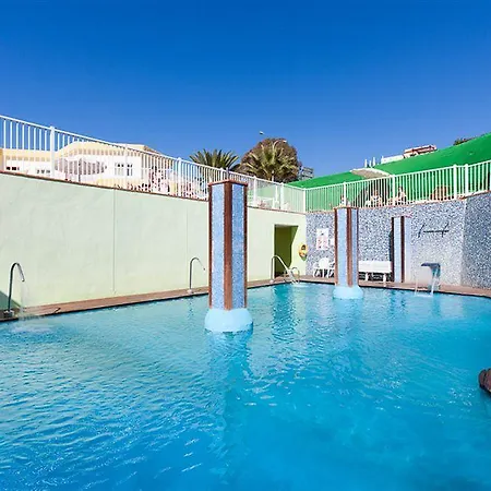 Plataneras Hotell